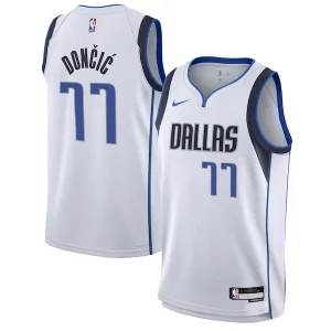 Accattivante Luka Dončić Dallas Mavericks Nike Youth Swingman Jersey Association Edition White